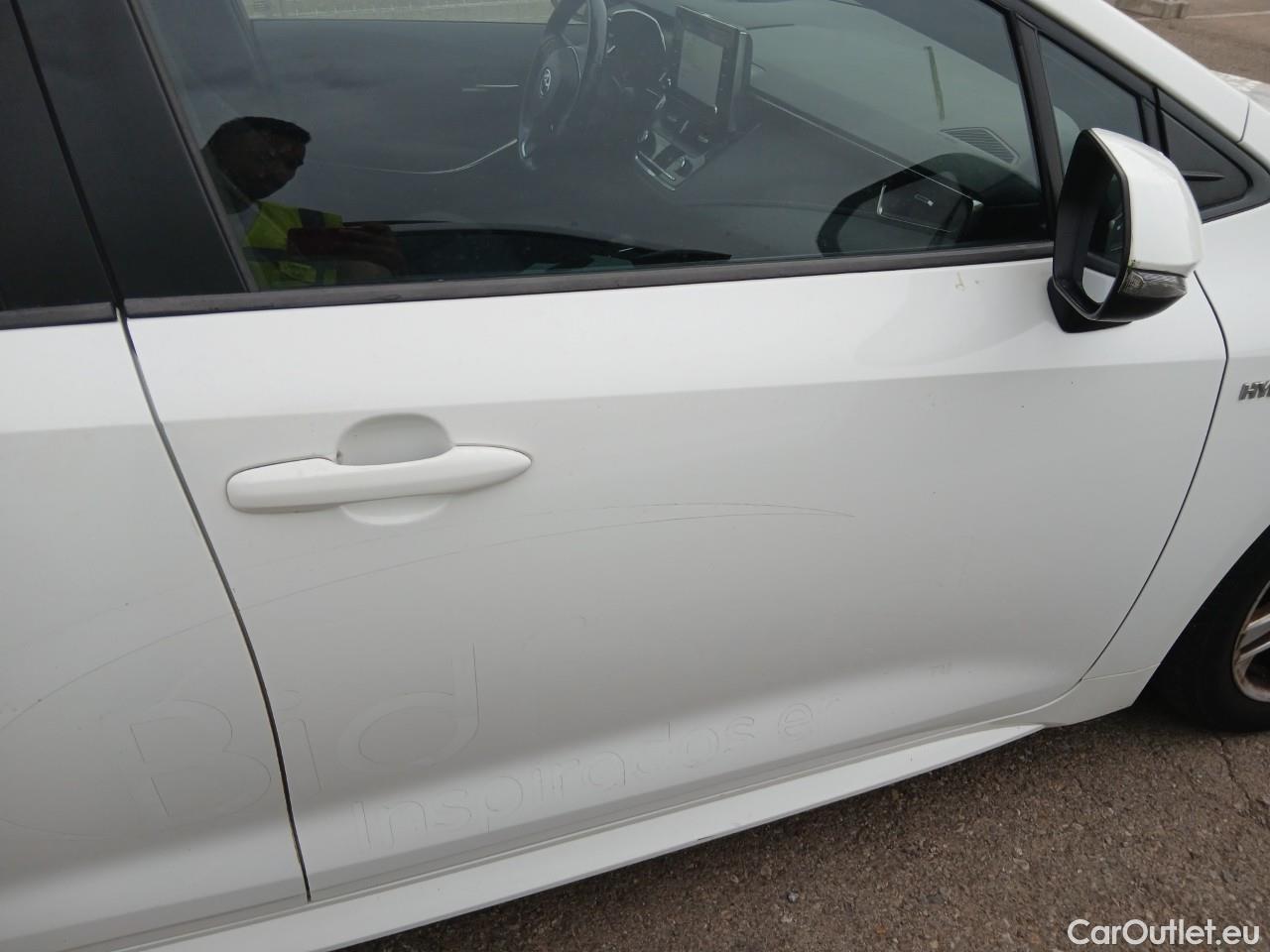  Toyota  Corolla TOYOTA  1.8 125H ACTIVE TECH E-CVT #31