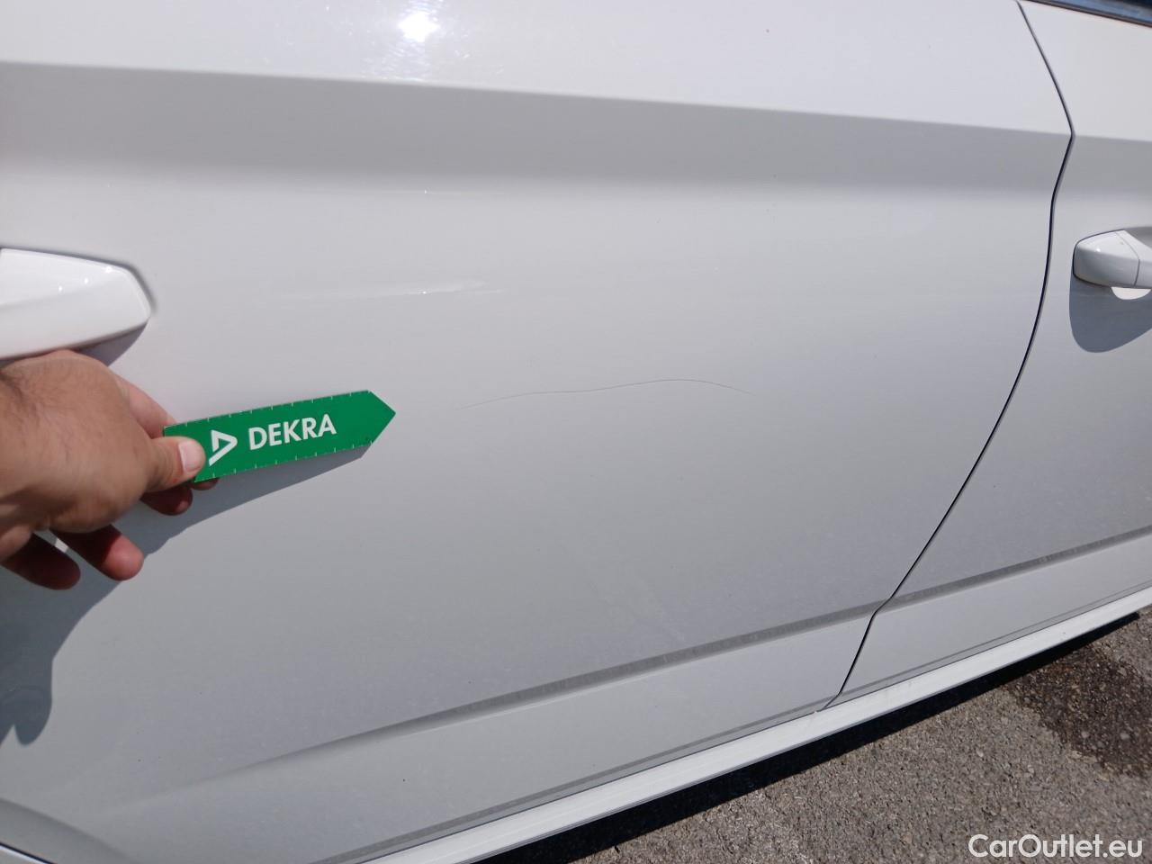  Skoda  KAMIQ SKODA  1.0 TSI 81kW (110CV) DSG Ambition (CX) #17