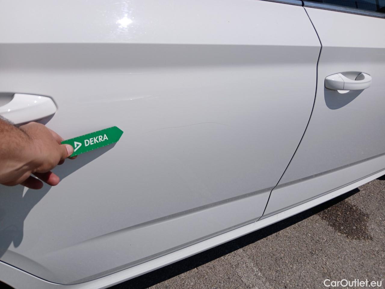  Skoda  KAMIQ SKODA  1.0 TSI 81kW (110CV) DSG Ambition (CX) #18