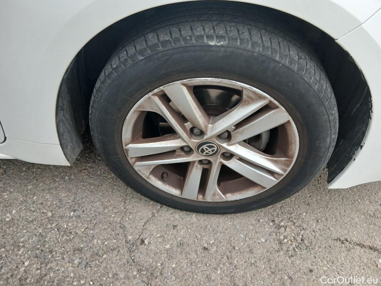 Toyota  Corolla TOYOTA  1.8 125H ACTIVE TECH E-CVT #36