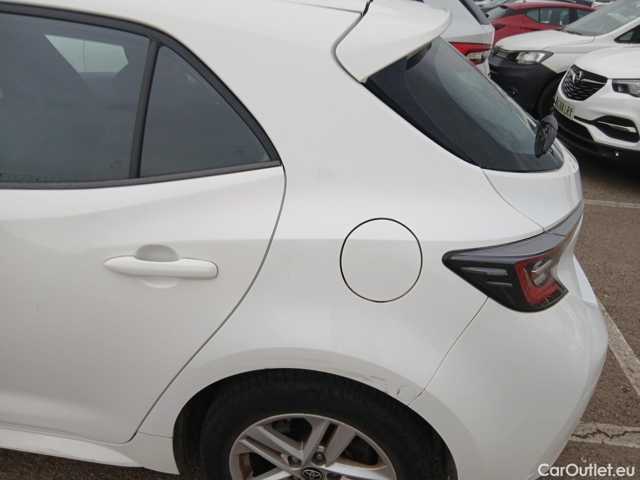 Toyota  Corolla TOYOTA  1.8 125H ACTIVE TECH E-CVT #16