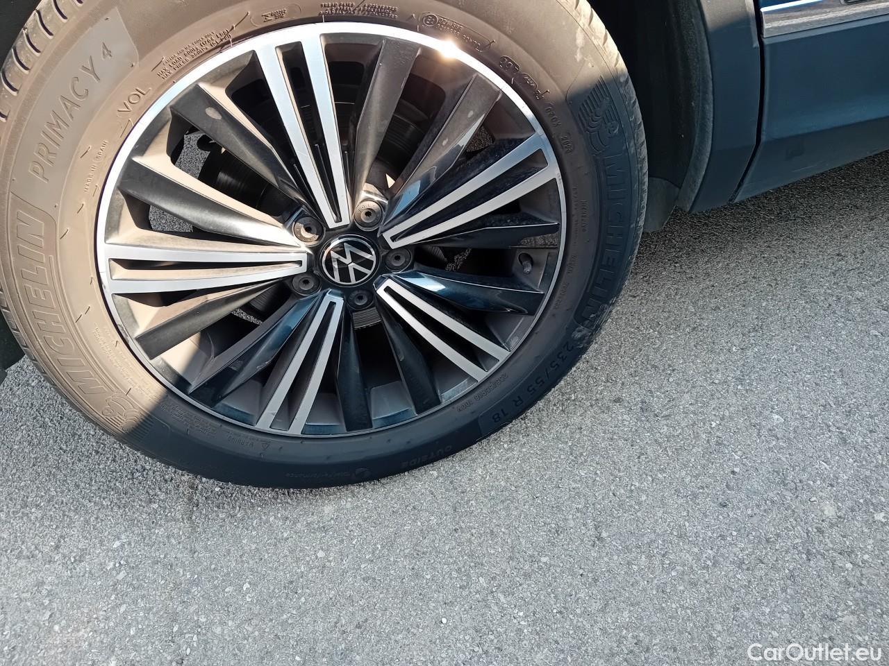  Volkswagen  Tiguan  Life 2.0 TDI 150CV AT7 E6d #25