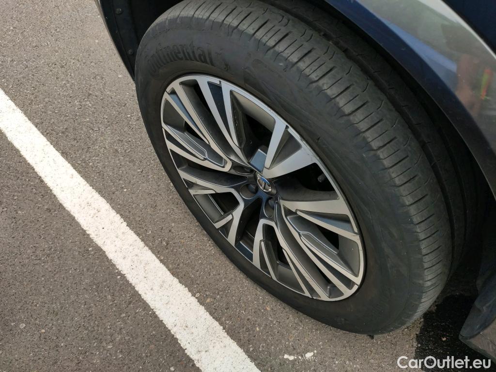  Volvo  XC90  Business Plus AWD 2.0 B5 235CV AT8 E6dT #5