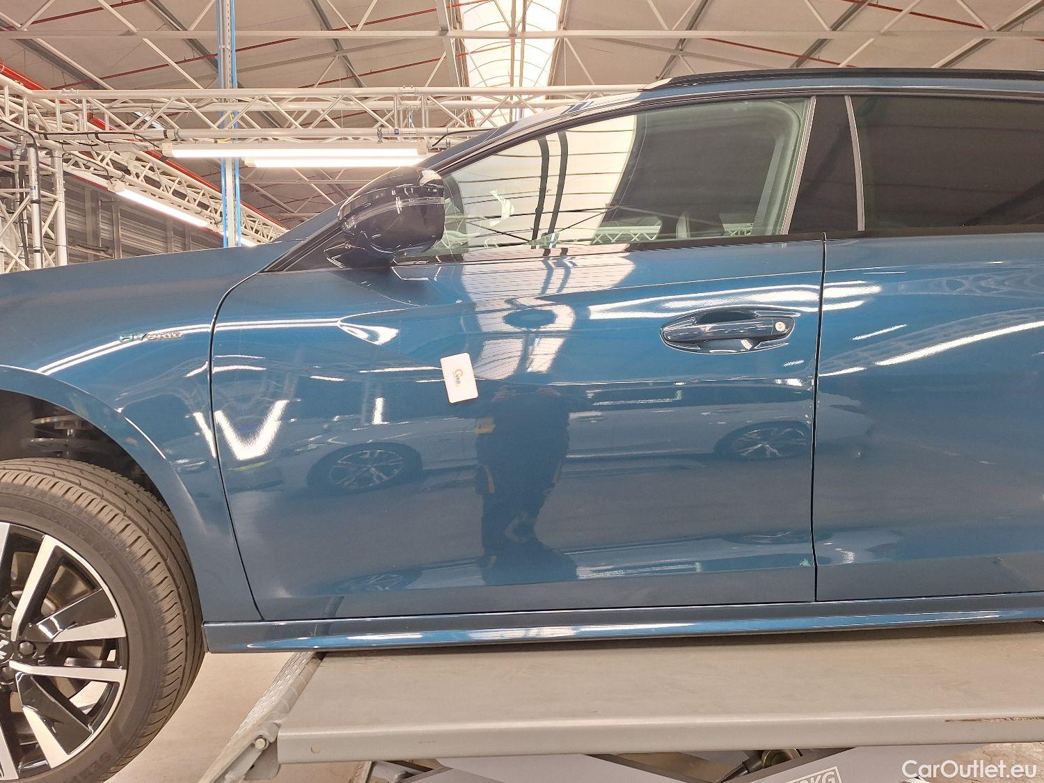  Peugeot  508 Peugeot,  SW '18, Peugeot  SW 1.6 Hybrid 225 e-EAT8 GT 5d #21