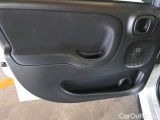  Fiat  Panda FIAT  / 2011 / 5P / BERLINA 1.0 FIREFLY 70CV SeS HYBRID CITY LIFE #127
