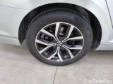  Volkswagen  Passat VOLKSWAGEN  / 2019 / 5P / STATION WAGON VAR. 2.0 TDI SCR EVO 110KW EXECUTIVE DSG #98