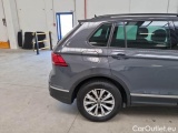  Volkswagen  Tiguan VOLKSWAGEN  / 2020 / 5P / SUV 2.0 TDI SCR 110KW LIFE DSG #36