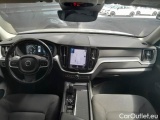  Volvo  XC60 VOLVO  / 2017 / 5P / SUV B4 D AWD AUTOMATICO MOMENTUM PRO #3