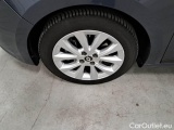  Renault  Clio RENAULT  / 2019 / 5P / BERLINA 1.0 TCE 74KW BUSINESS #38
