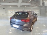  Volkswagen  T-ROC VOLKSWAGEN  / 2017 / 5P / SUV 1.5 TSI ACT BUSINESS DSG #2