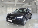 Volvo  XC 40 VOLVO XC40 / 2017 / 5P / SUV D3 GEARTRONIC MOMENTUM 