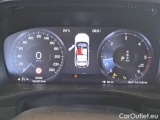  Volvo  XC 40 VOLVO XC40 / 2017 / 5P / SUV D3 GEARTRONIC MOMENTUM #4