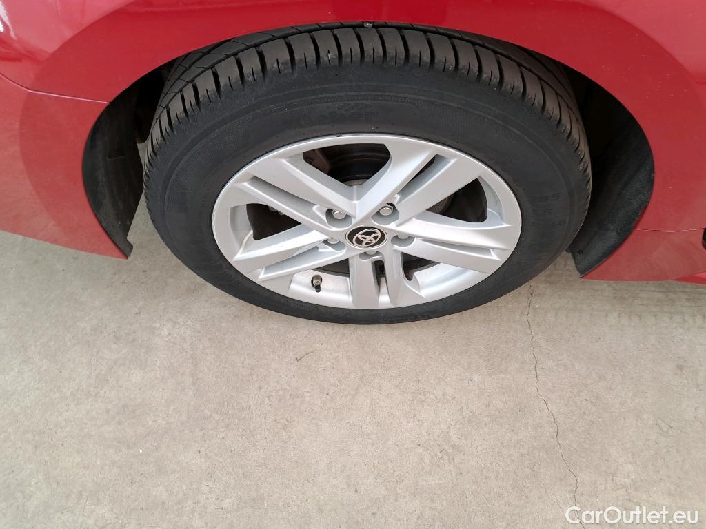  Toyota  Corolla TOYOTA  Touring Sports / 2018 / 5P / Break Hybride 122h Dynamic Business Supp Lomb #11