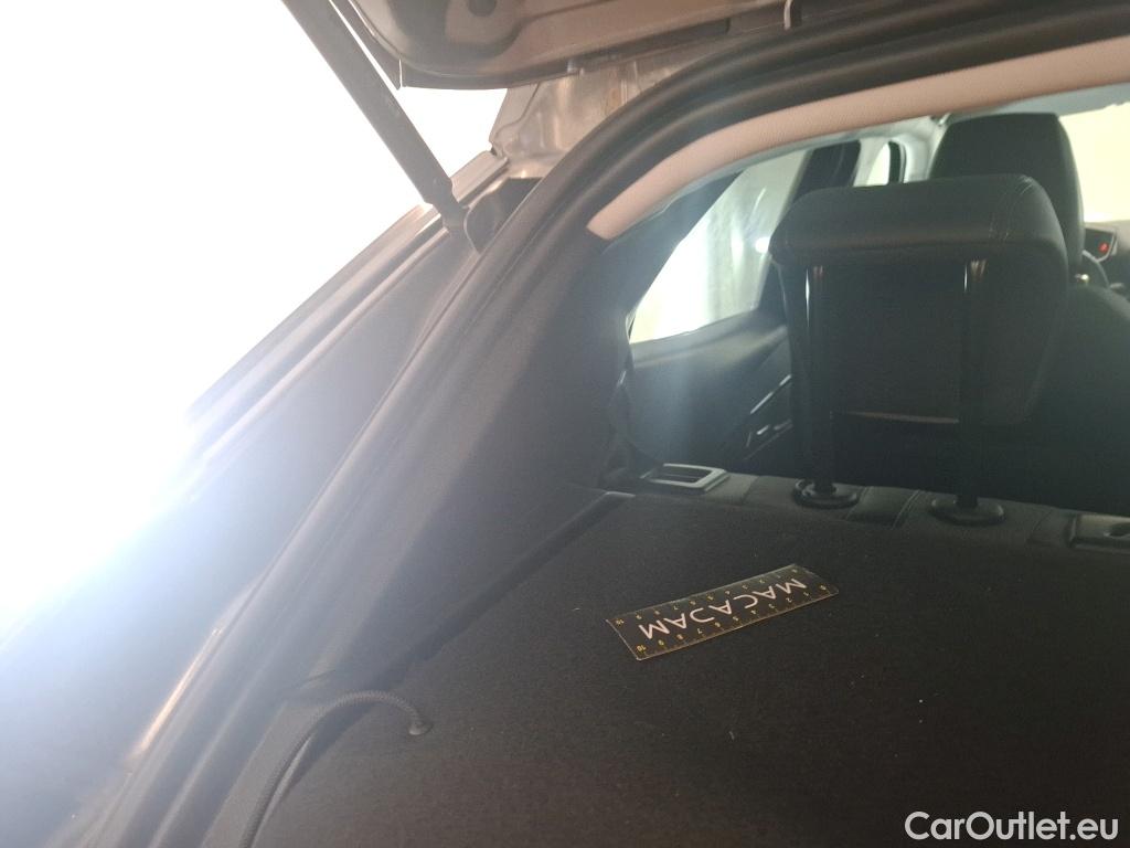  Peugeot  2008   2019  5P  Crossover BLUEHDI 130  EAT8 ALLURE BUSINESS / VENTE SANS CG CT A FAIRE POUR FAIRE DUPLI #4