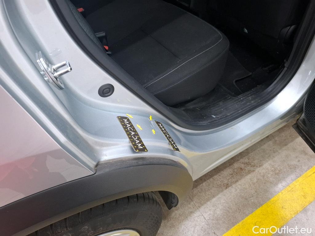 Renault  Captur  II Business 1.5 dCi 115CV BVA7 E6dT #10