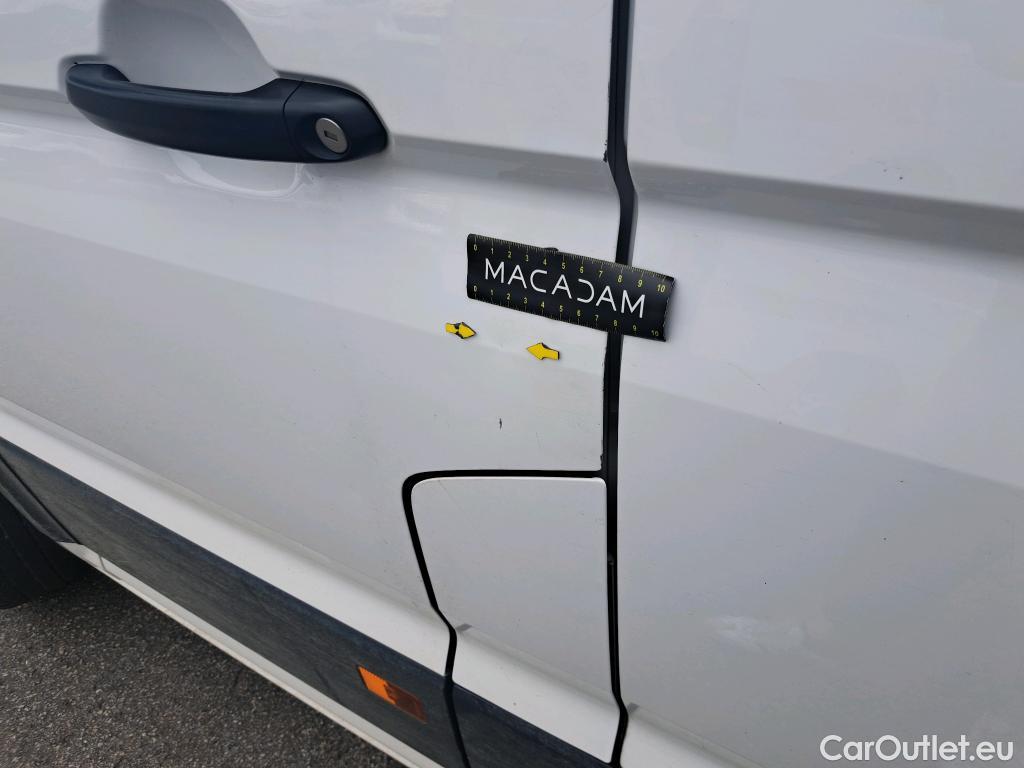  Volkswagen  Crafter VOLKSWAGEN  / 2017 / 4P / Fourgon tôlé 2.0 TDI 140 35 L4H3 Procab Business Line #47
