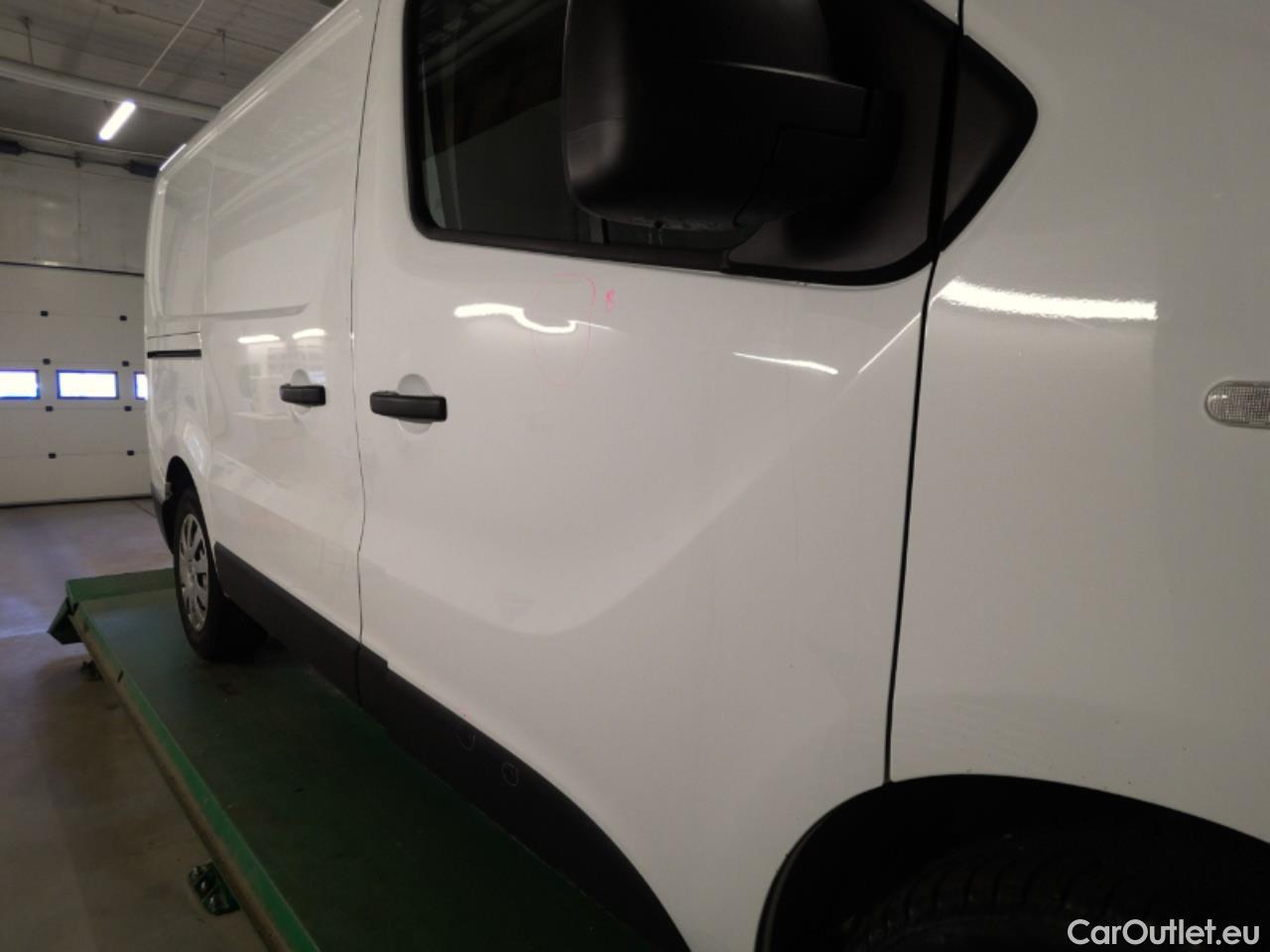  Renault  Trafic  dCi 95 L1H1 M CV S&S #37