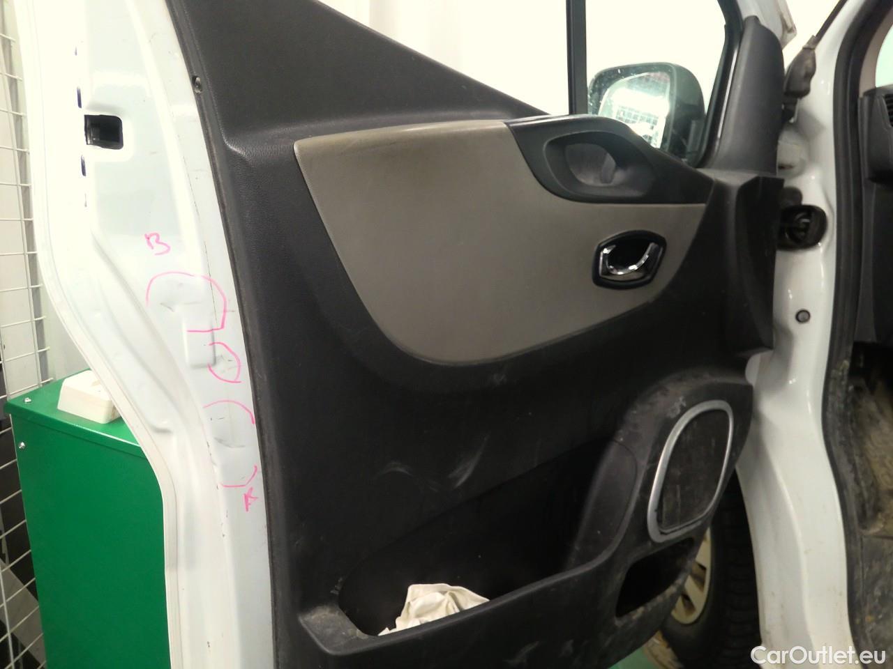  Renault  Trafic  dCi 95 L1H1 M CV S&S #44