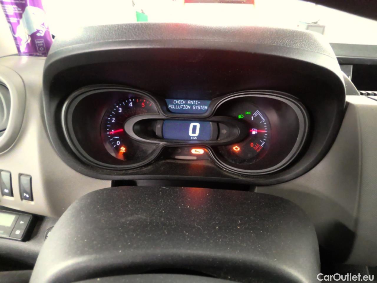  Renault  Trafic  dCi 125 L2H1 M CV #2