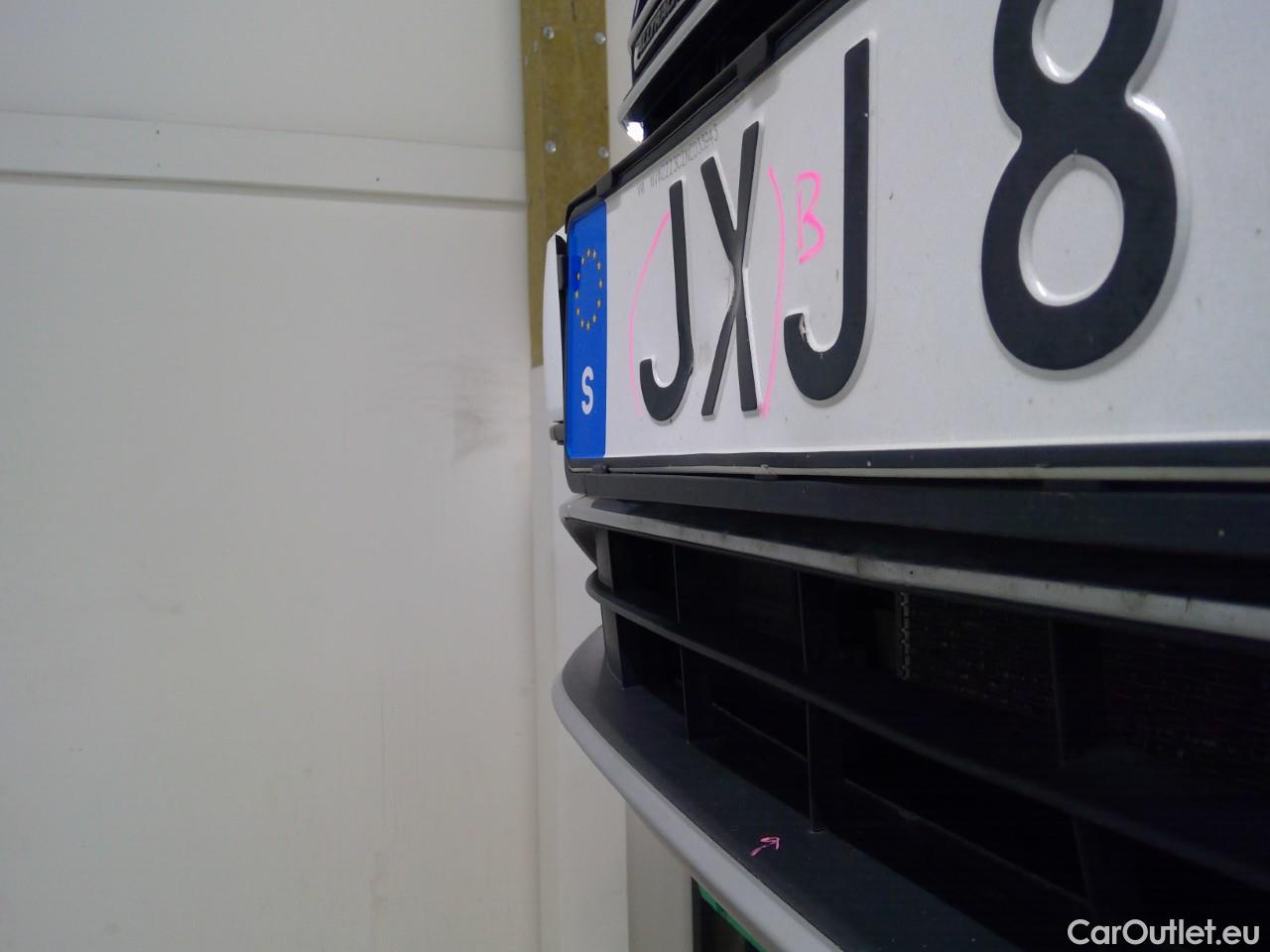  Volkswagen  Passat Pass. All TDI200 ExBuEd 4M Aut #6