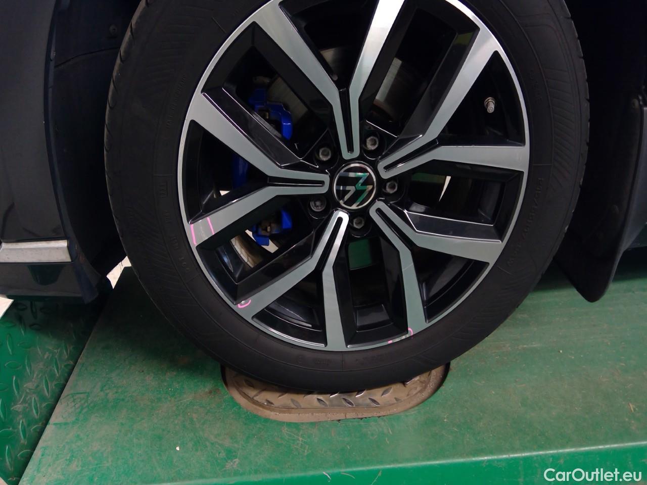  Volkswagen  Passat  Sp.Combi GTE #7