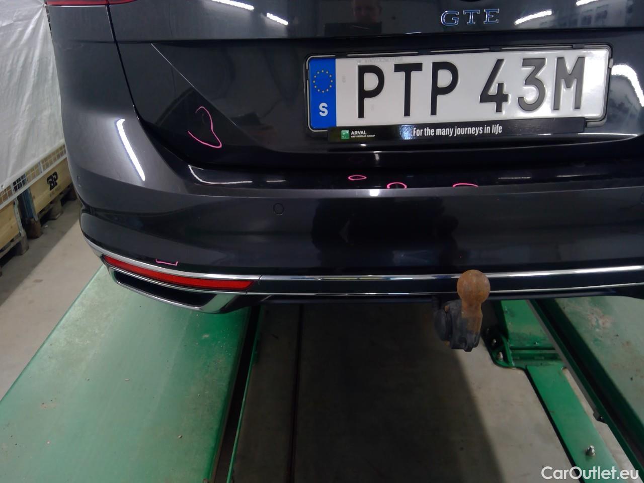  Volkswagen  Passat  Sp.Combi GTE #19