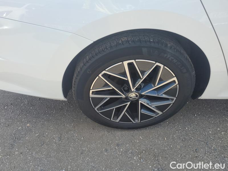  Skoda  Octavia  Combi (NX3)(2020) Oct.Co1.5TSI CNG 130 Style AT #5