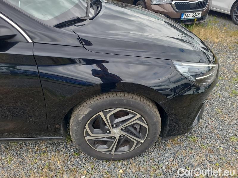  Hyundai  i30  Fastback (2018 ->)1.0TGDI 120 Smart AT #21