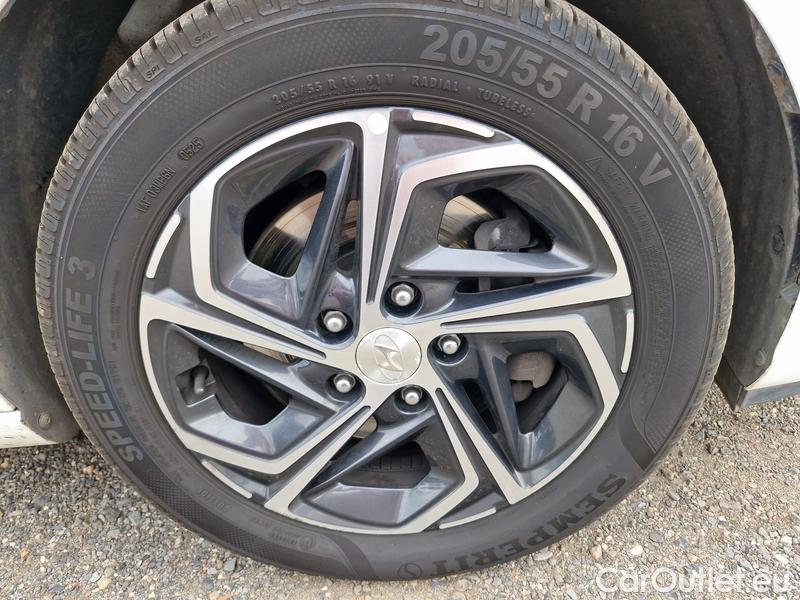  Hyundai  i30   cw (PD)(2017->)  kom.1.6CRDi 115 Smart #19