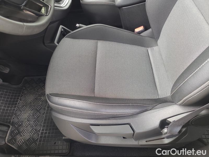  Renault  Kangoo  III (03.2021->)  1.3TCe 100 Equilibre 5d #9