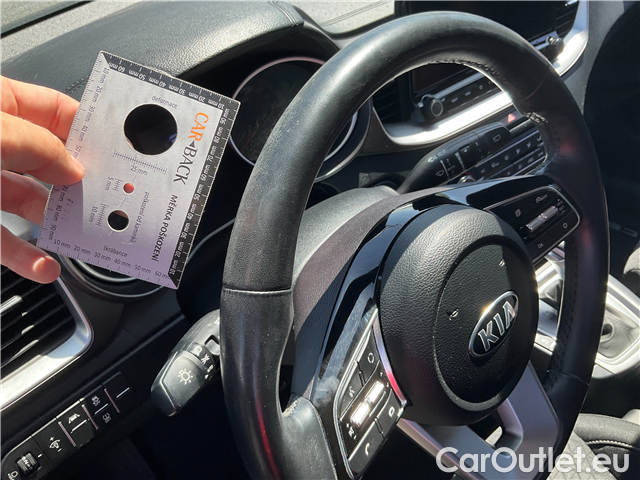  KIA  Cee'd Ceed SW 1.6 CRDi 100 Top AT #15