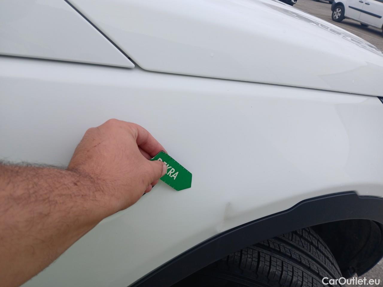  Land Rover  Discovery LAND ROVER  Sport / 2014 / 5P / todoterreno 2.0L TD4 110kW (150CV) 4x4 SE #36
