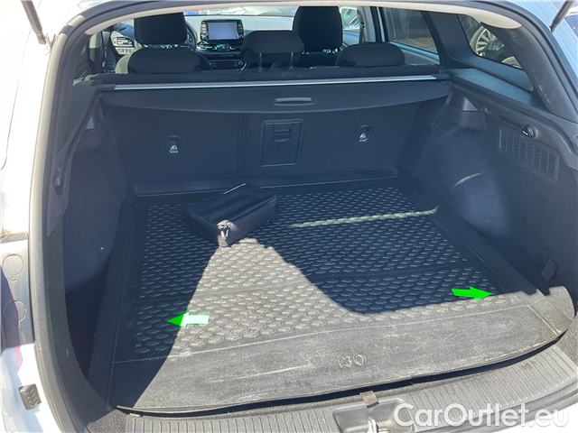  Hyundai  i30  kom.1.5TGDI FamilySmart AT #3