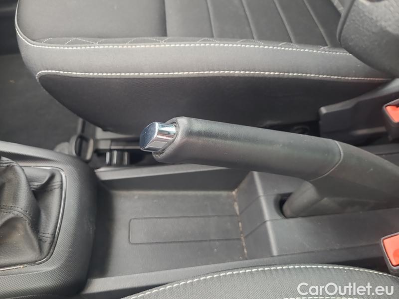  Skoda  Fabia  Combi (2015)  Com.1.0TSI 70 Ambition #19