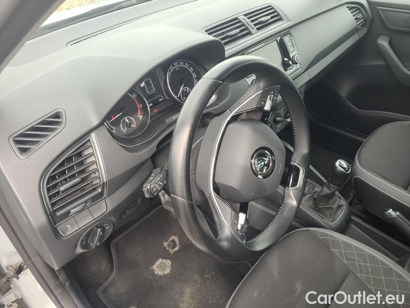  Skoda  Fabia  Combi (2015)  Com.1.0TSI 70 Ambition #17
