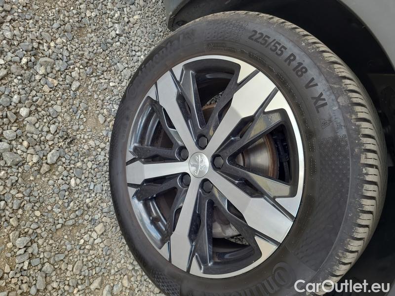  Peugeot  3008  (2016)  1.5bHDi 130 Allure AT #11