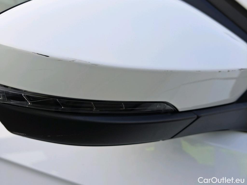  Volkswagen  T-ROC VOLKSWAGEN T-Cross / 2018 / 5P / todoterreno Advance 1.0 TSI 85kW (115CV) DSG (AC) #35