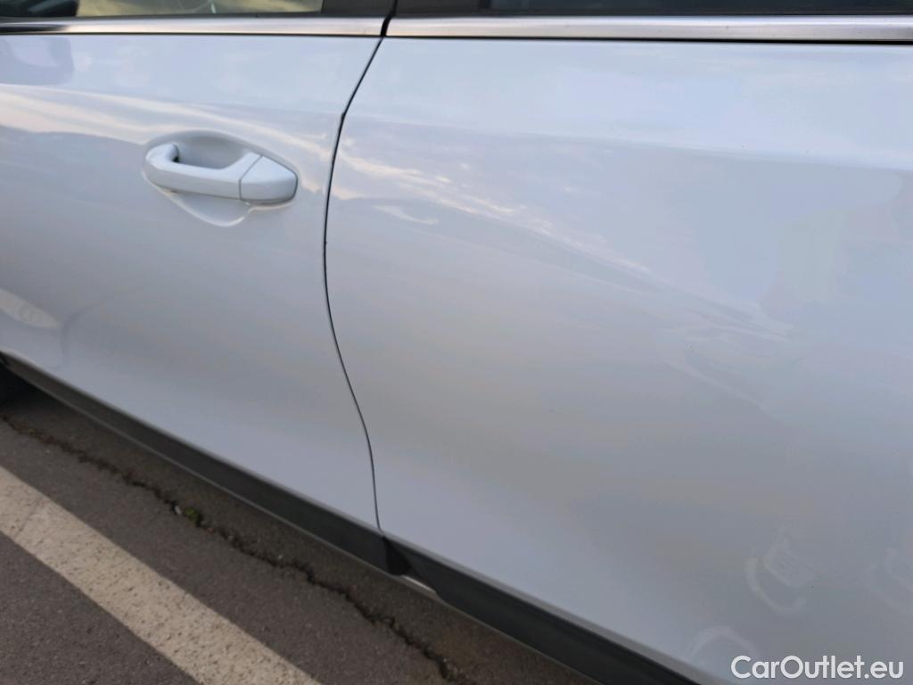  KIA  XCeed KIA  / 2019 / 5P / todoterreno 1.0 T-GDi Drive 88kW (120CV) #27