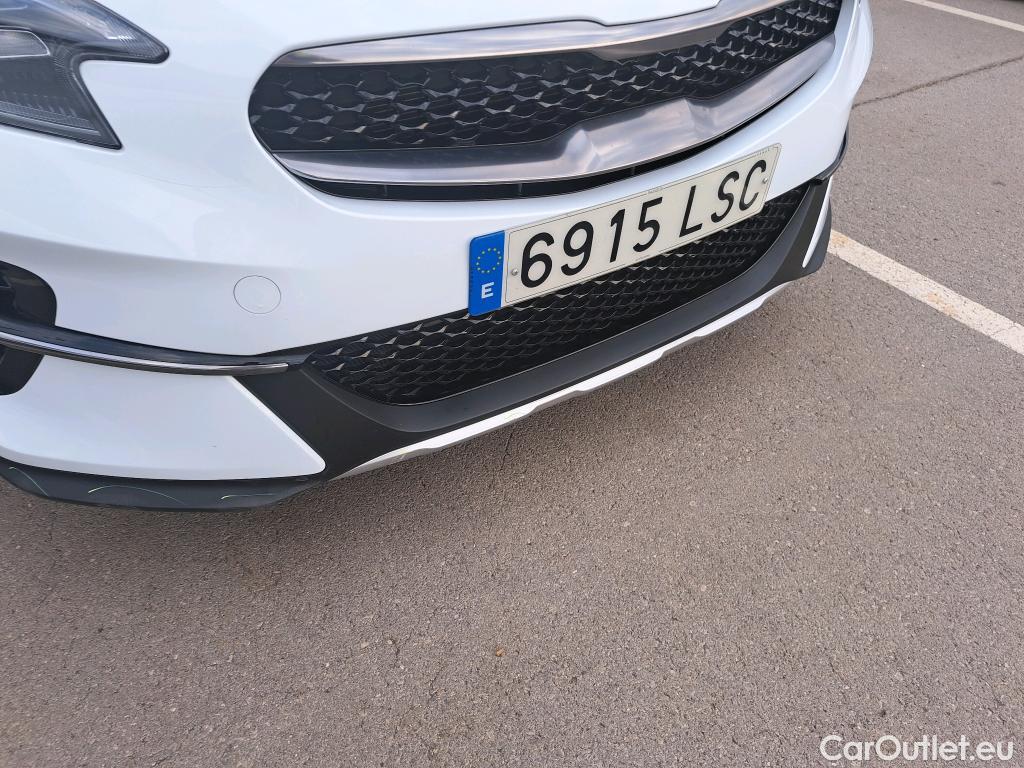  KIA  XCeed KIA  / 2019 / 5P / todoterreno 1.0 T-GDi Drive 88kW (120CV) #9