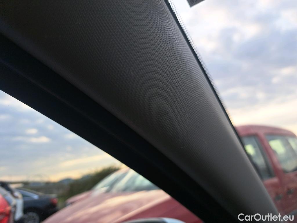  KIA  XCeed KIA  / 2019 / 5P / todoterreno 1.0 T-GDi Drive 88kW (120CV) #23