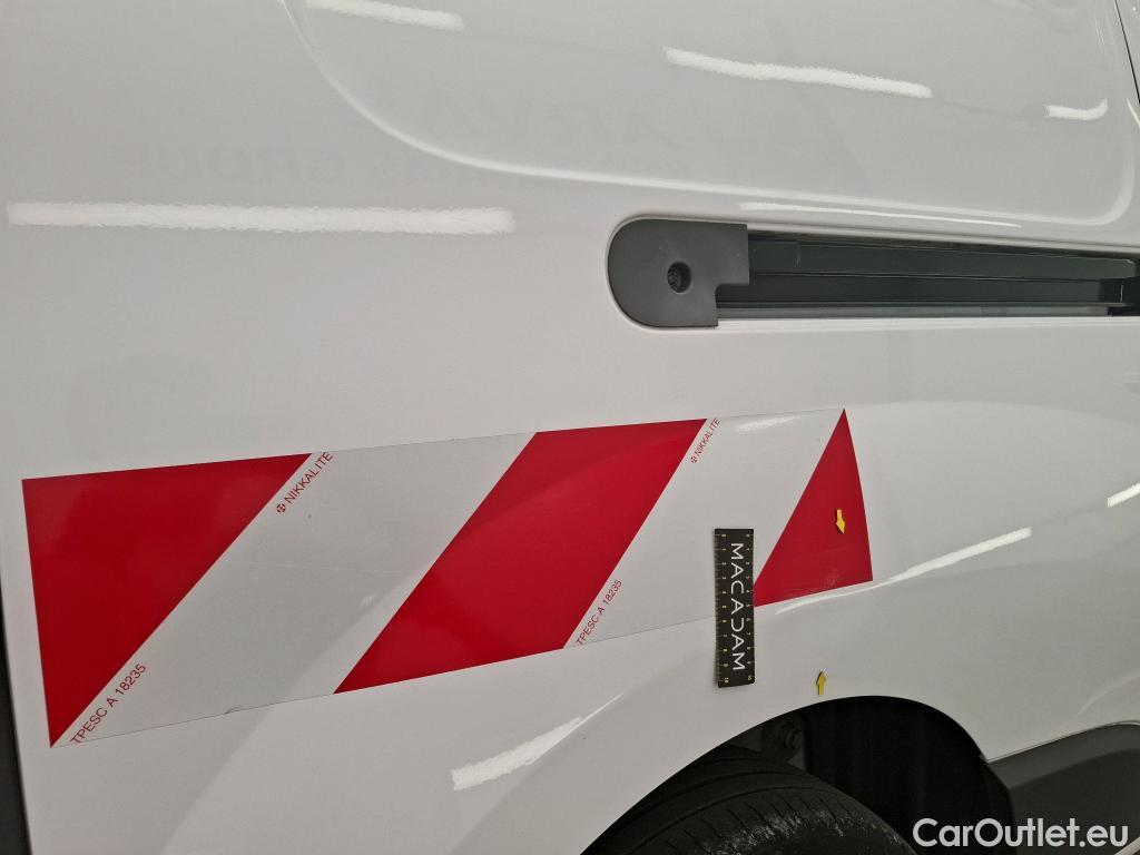  Renault  Kangoo  Express Maxi Extra (Série Spéciale) 1.5 dCi 90CV BVM5 E6 #1
