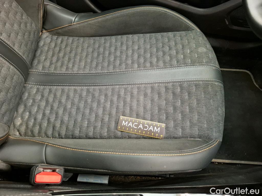  Peugeot  2008  Road Trip 1.5 HDi 130CV BVA8 E6d #18