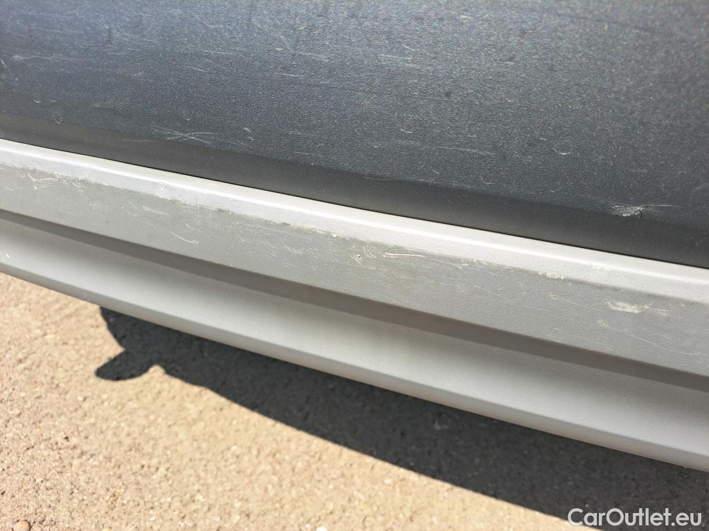 Bmw  X1 BMW  5p 2G todoterreno sDrive18d Business #26