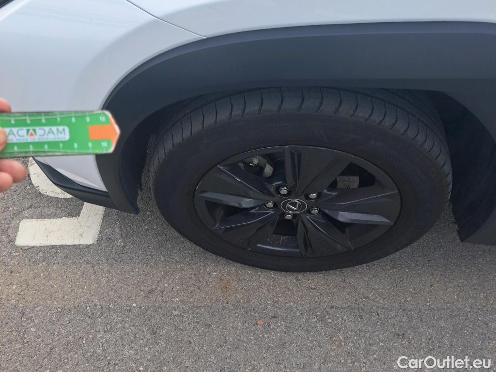  Lexus  UX LEXUS  / 2018 / 5P / todoterreno 2.0 250h Business Navigation #3