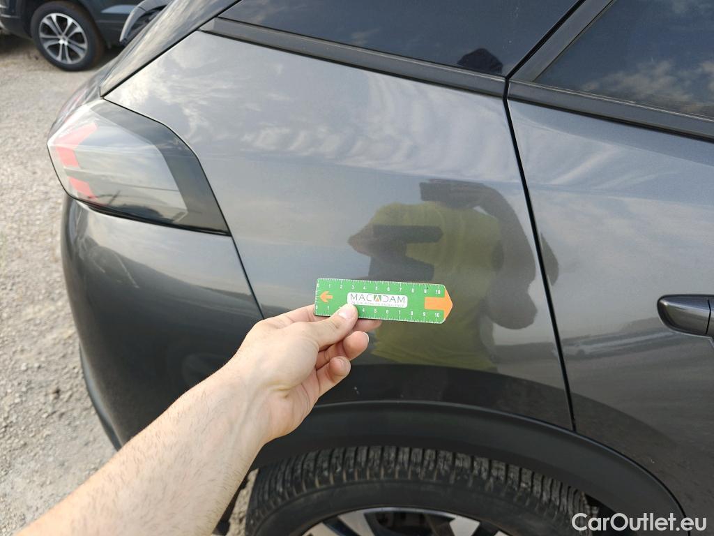  Peugeot  2008  Allure Pack 1.2 PureTech 130CV AT8 E6d #32