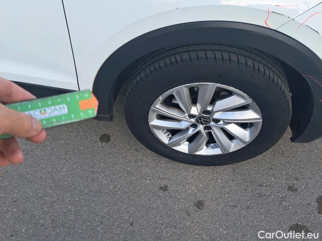  Volkswagen  T-CROSS  Advance 1.0 TSI 110CV AT7 E6d #20