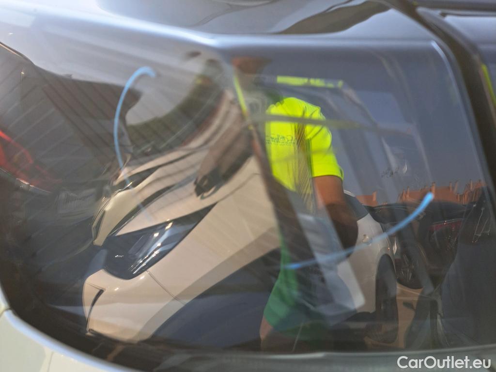  Peugeot  3008  Hybrid 225 Allure 1.6 Plug-In 225CV AT8 E6d #24