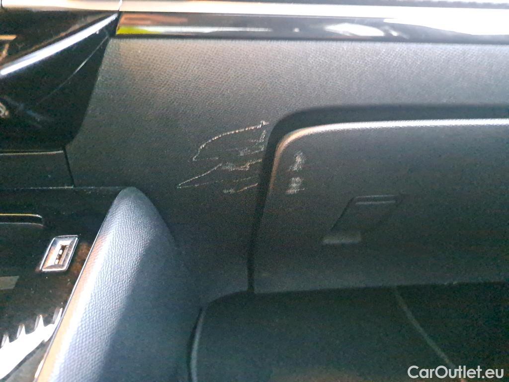  Peugeot  208  Allure 1.2 Puretech 100CV MT6 E6d #28