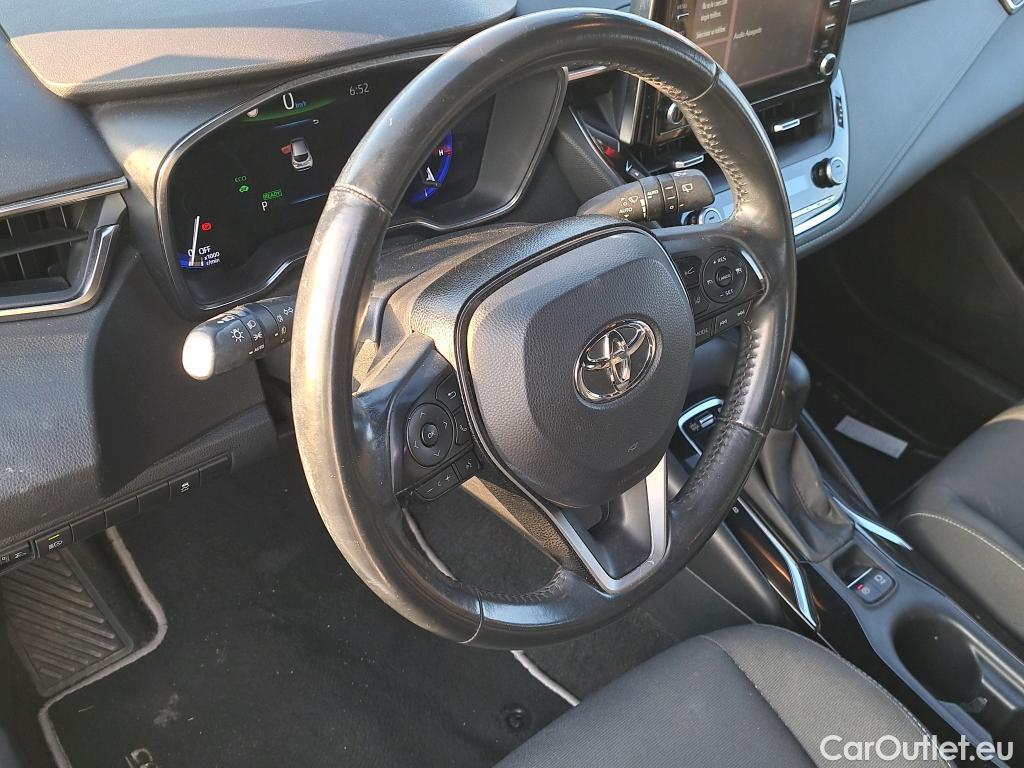 Toyota  Corolla TOYOTA  1.8 125H ACTIVE TECH E-CVT #15
