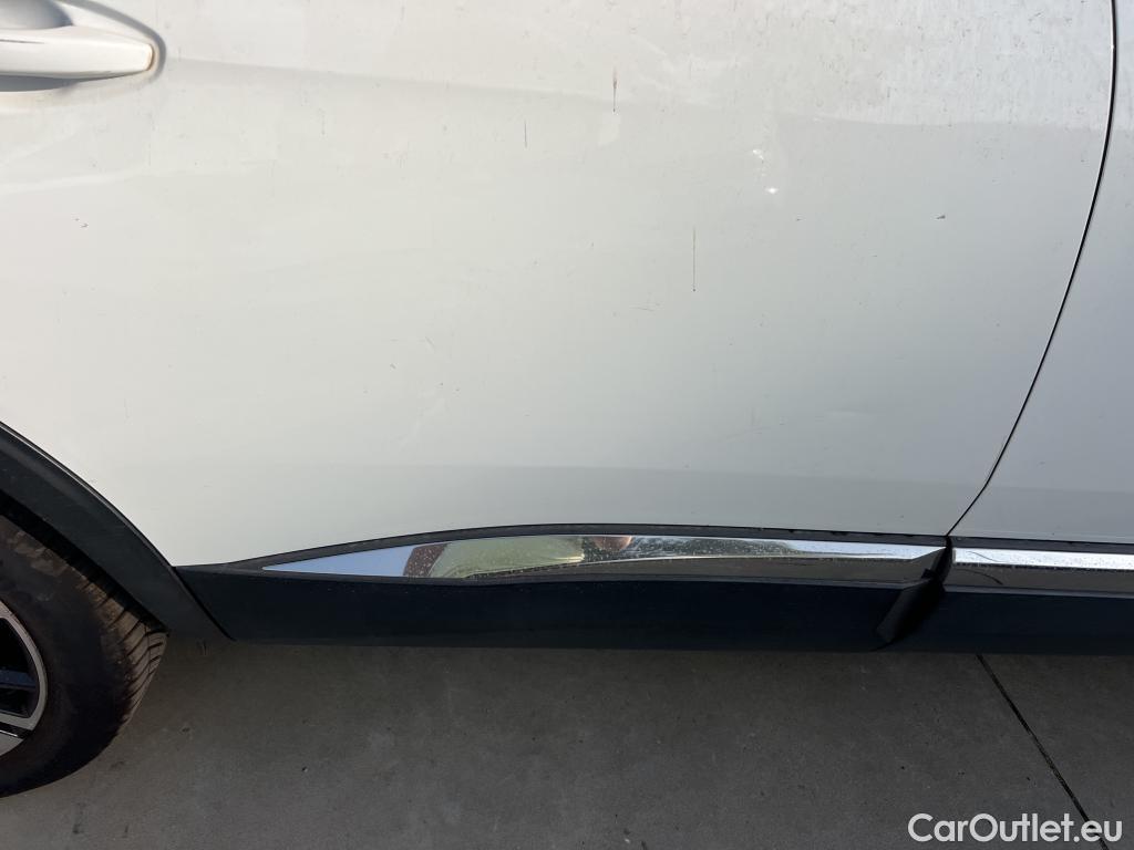  Peugeot  5008  Allure 1.5 HDi 130CV AT8 E6dT #17
